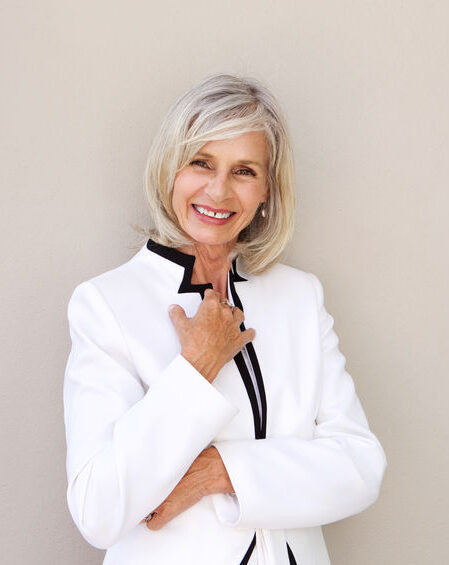 Facelift Haircuts To Look Younger
