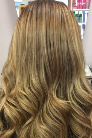 blonde-highlights-top-hairdressers-in-clonmel-tipperary